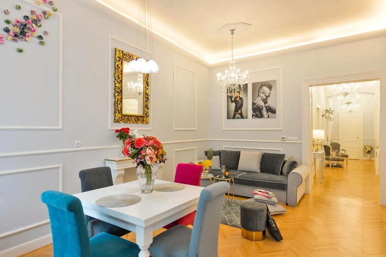 Vogue Apartment Near By Wenceslas Square プラハ